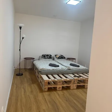Staycentralcz- Design أوبافا